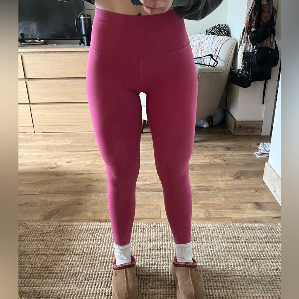 Lululemon Align leggings. Size 4, 25” inseam, double lined. Never worn!!